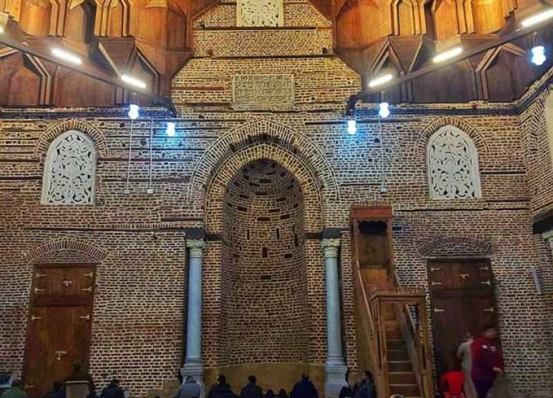 مسجد الظاهر بيبرس.. فن العمارة الإسلامية في أبهى صوره