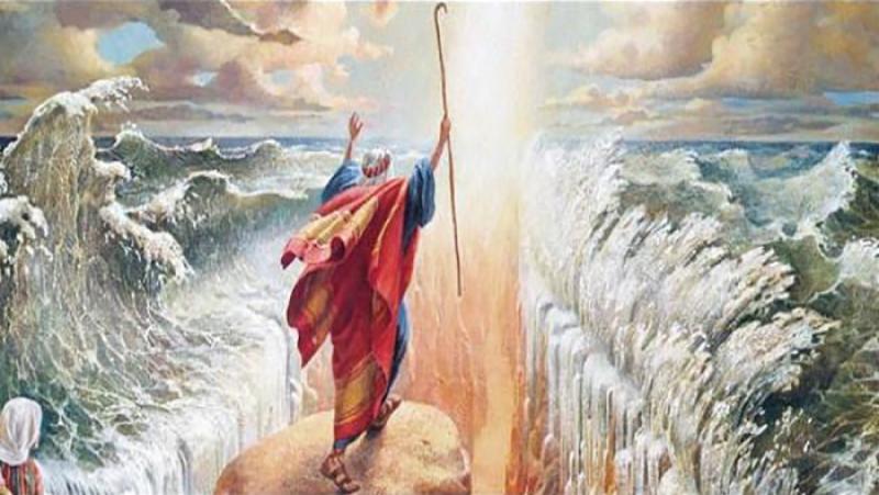 قصة النبي موسى عليه السلام وكيف عبر البحر ببني إسرائيل؟ «أولو العزم من الرسل 1»