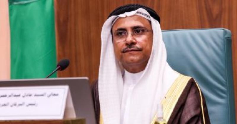 رئيس البرلمان العربي يؤكد دعم وتضامن البرلمان لاستقرار سوريا لمواجهة التحديات الإقليمية والدولية