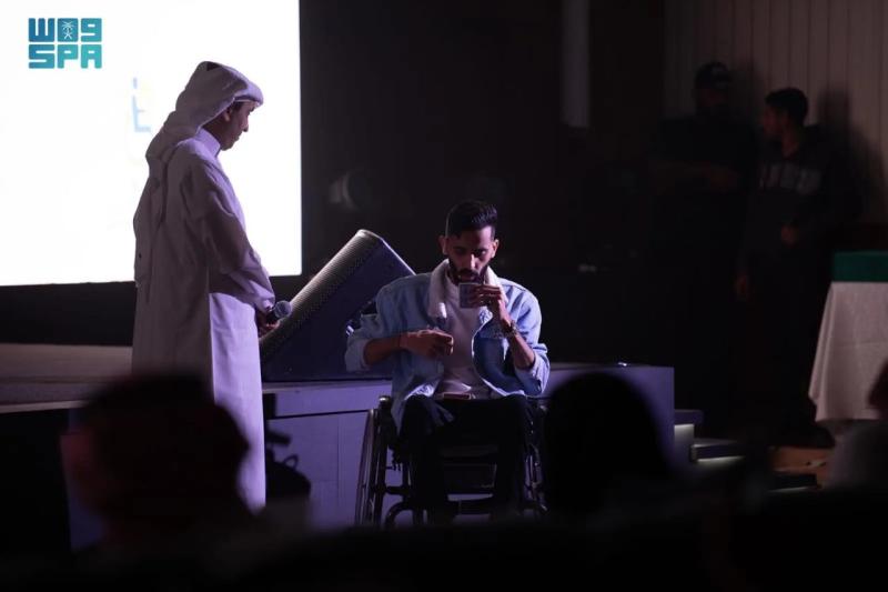 مصري يحصد المركز الأول بجائزة ”عمار” لدعم المبدعين من ذوي الإعاقة في دورتها السابعة بالمملكة