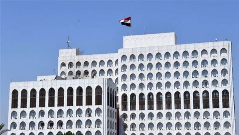 الخارجية العراقية: استدعاء القائم بأعمال السفارة الأمريكية احتجاجًا على هجمات بلاده