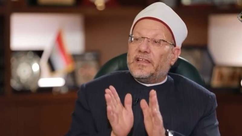 مفتي مصر يحسم الجدل بشأن حكم الشرع في التعاملات البنكية (فيديو)