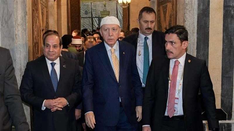الرئيس المصري والتركي يزوران ضريح الإمام الشافعي بالقاهرة