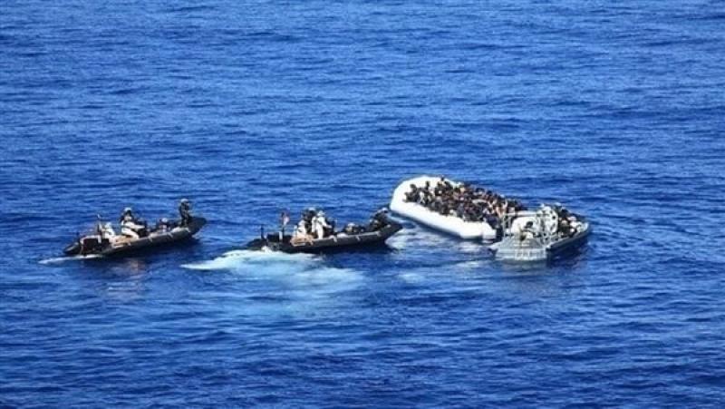 البحرية المغربية تنقذ 141 مهاجراً إفريقيًا بينهم نساء وأطفال