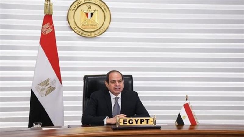 الرئيس المصري ورئيس وزراء ماليزيا يبحثان الجهود المصرية لوقف إطلاق النار في غزة
