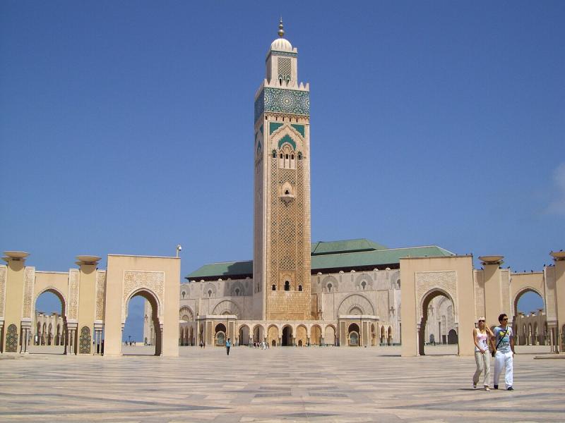 مسجد الحسن الثاني في المغرب.. شعاره ”وكان عرشه على الماء”