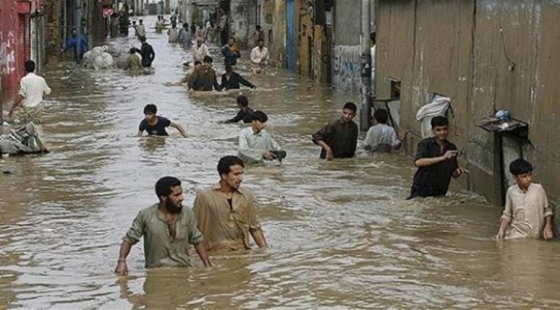 أمطار غزيرة وصواعق.. مصرع 63 شخصا بسبب الطقس السيئ فى باكستان