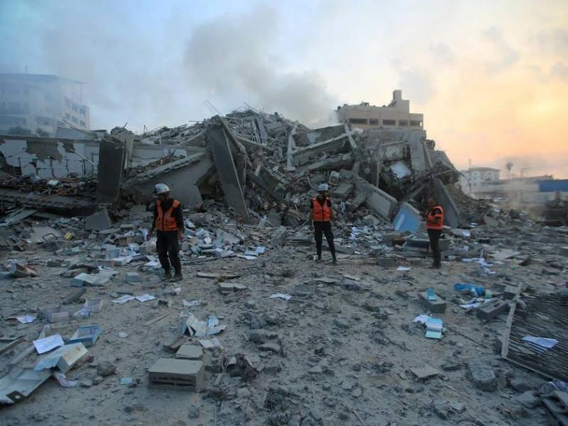 انتشال جثامين 190 شهيدا فلسطينيا من مقبرة جماعية بـخان يونس جنوب قطاع غزة