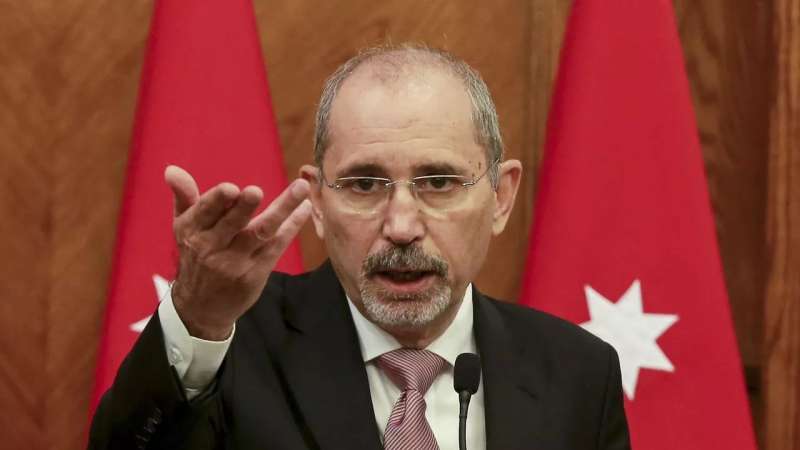 وزير الخارجية الأردني يلتقي وفدا ألمانيا والشيوخ الفرنسي لحل أزمة غزة