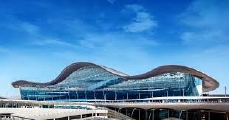 6.9 مليون مسافر عبر مطارات أبوظبي في الربع الأول من 2024 بنمو 35.6%