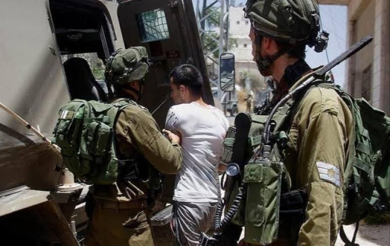 ارتفاع عدد المعتقلين الفلسطينيين بالضفة الغربية إلى 8 آلاف و480