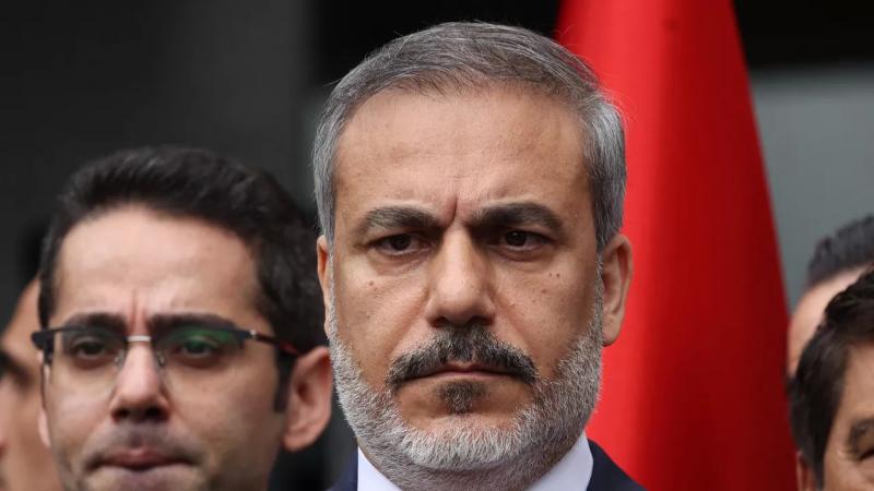 وزير خارجية تركيا ينفي انتقال حماس إليها.. ويعلن انضمامها لجنوب إفريقيا بمحكمة العدل الدولية