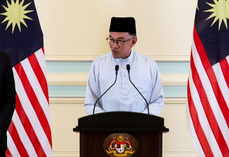 شائعات خفض دعم الوقود وتطوير كازينو.. رئيس وزراء ماليزيا: تقارير «غير أخلاقية»