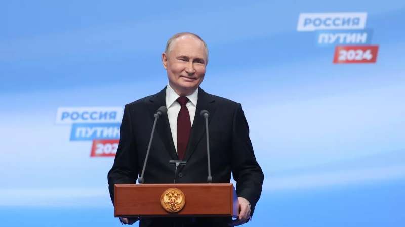 بوتين يوقع مرسوما لدخول روسيا ضمن أفضل 10 دول رائدة بالعالم