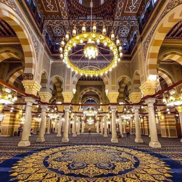 ”الطرق الصوفية” توجه رسالة للرئيس السيسي بعد تطوير مسجد السيدة زينب