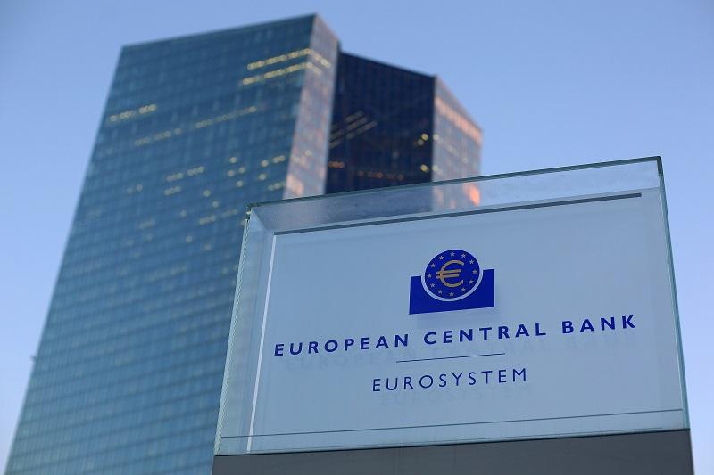 «المركزي الأوروبي» يعاقب البنوك بغرامات مالية طائلة.. اعرف السبب