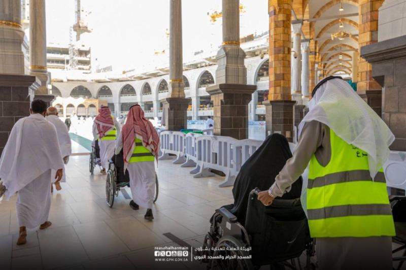هيئة ”العناية بالحرمين” تستهدف 130 ألف ساعة عمل تطوعي في مكة