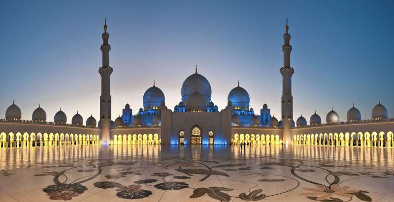 مركز جامع الشيخ زايد الكبير يطلق سلسلة ”ومضة فقهية”