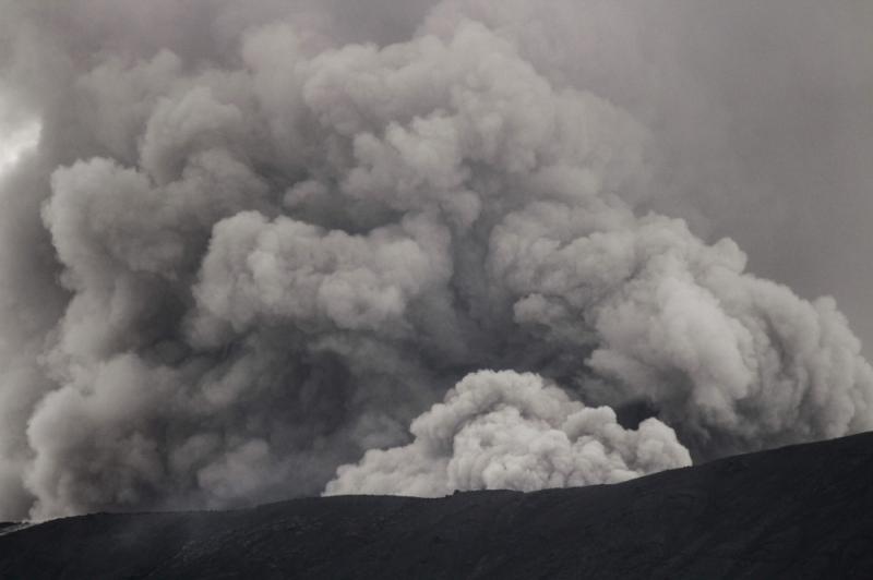  بركان جبل ليوتوبي لاكي لاكي 
