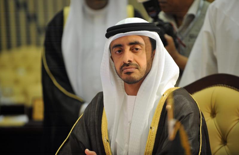 وزير خارجية الإمارات يطالب بحراك دولي مؤثر لإغاثة الفلسطينيين