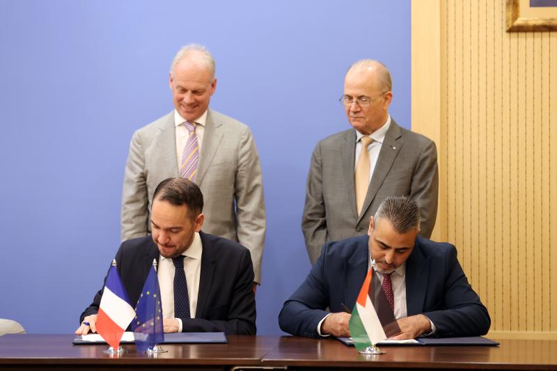 توقيع اتفاقية لدعم الموازنة الفلسطينية بقيمة 8 ملايين يورو مقدمة من فرنسا