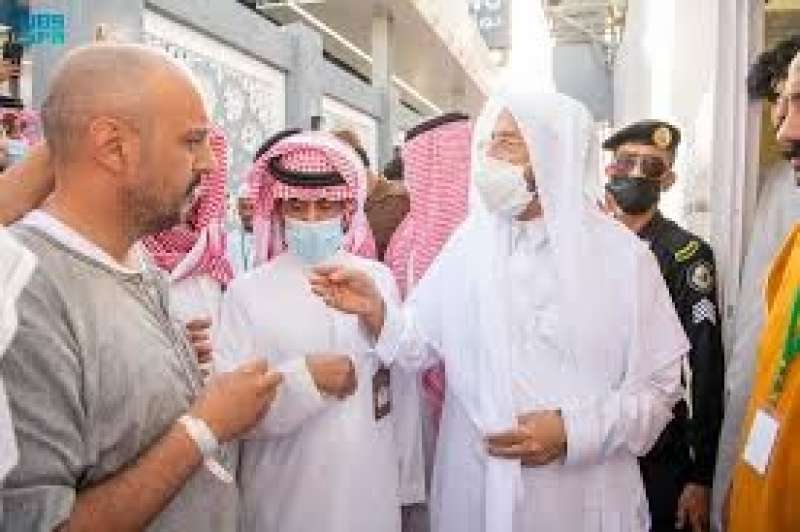 وزير الشؤون الإسلامية السعودى يتفقد الخدمات المقدمة لضيوف خادم الحرمين الشريفين من دولة فلسطين