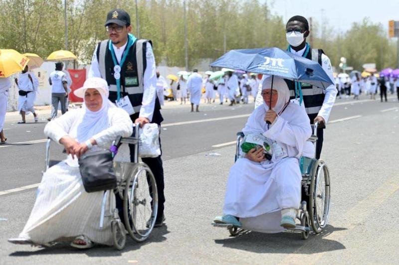 خدمة حجاج بيت الله الحرام