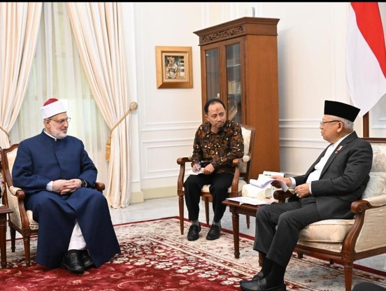 وكيل الأزهر لنائب رئيس إندونسيا: الأزهر يفتح أبوابه لكل الراغبين لتعلم الوسطية والاعتدال