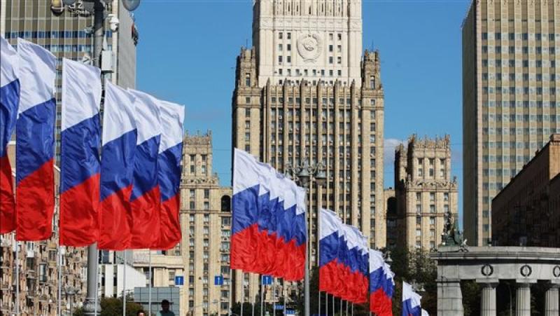 روسيا تستعد للرد على قرار إغلاق مراكز التأشيرة الروسية بالولايات المتحدة
