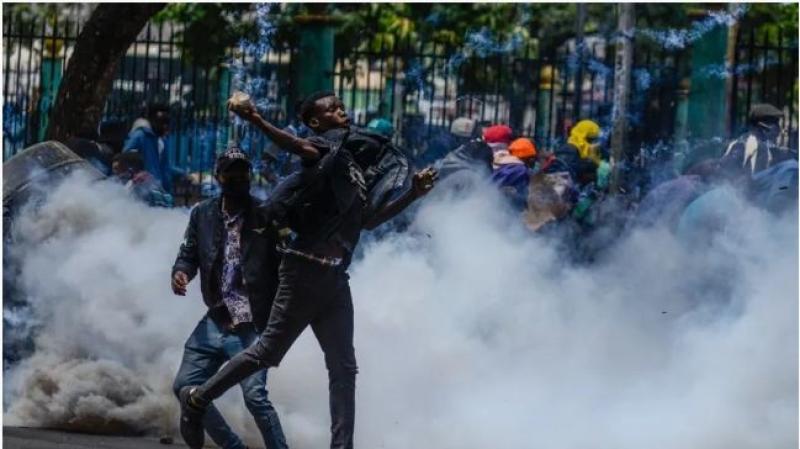 ”هيومان رايتس”: مقتل 30 شخصا على الأقل في احتجاجات مناهضة للحكومة في كينيا
