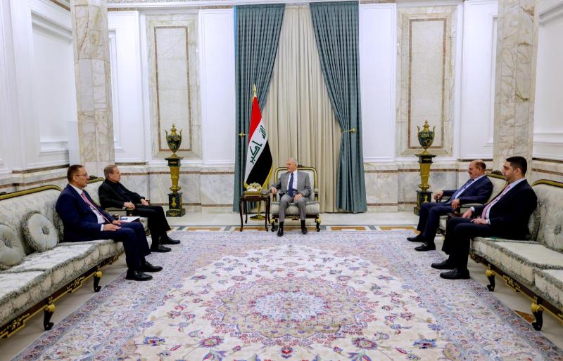 رسالة من الرئيس الفلسطيني إلى نظيره العراقي بشأن التطورات في غزة