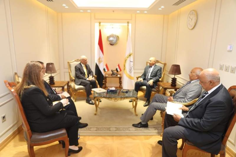وزير النقل يكشف استعداد الشركات المصرية لتطوير البنية التحتية بالعراق