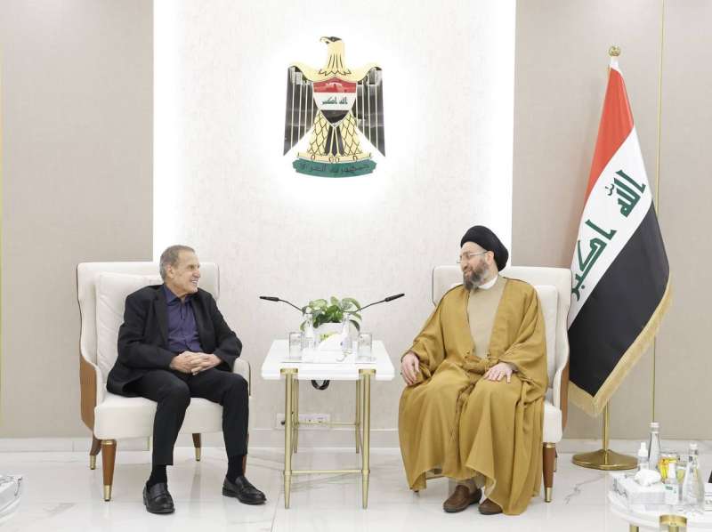 متحدث الرئاسة الفلسطينية يلتقي زعيم تيار الحكمة العراقي عمار الحكيم