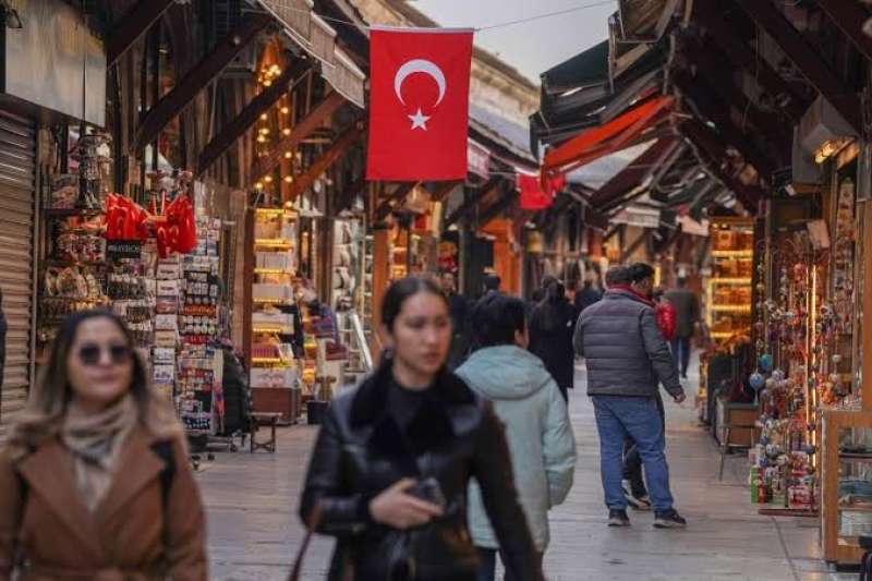 للمرة الأولى في 2024.. تراجع التضخم في تركيا إلى 71.6%