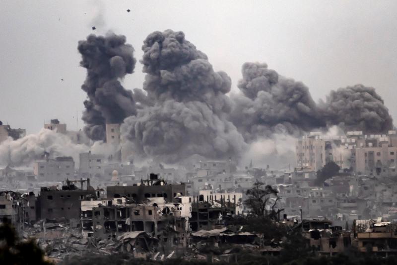 في اليوم الـ273 من العدوان.. شهداء وجرحى في قصف الاحتلال المتواصل على غزة