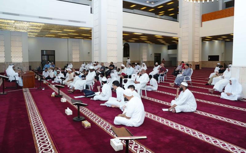 دورة علمية في مساجد قطر