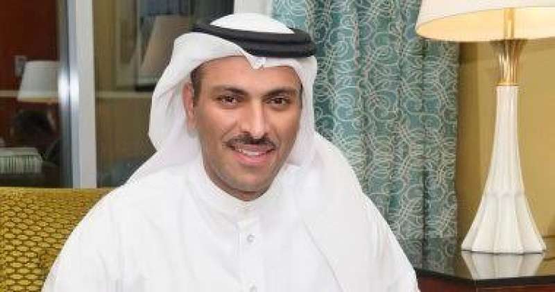 وزير الإعلام البحريني يطالب بتوثيق الإرث الحضاري لبلاده