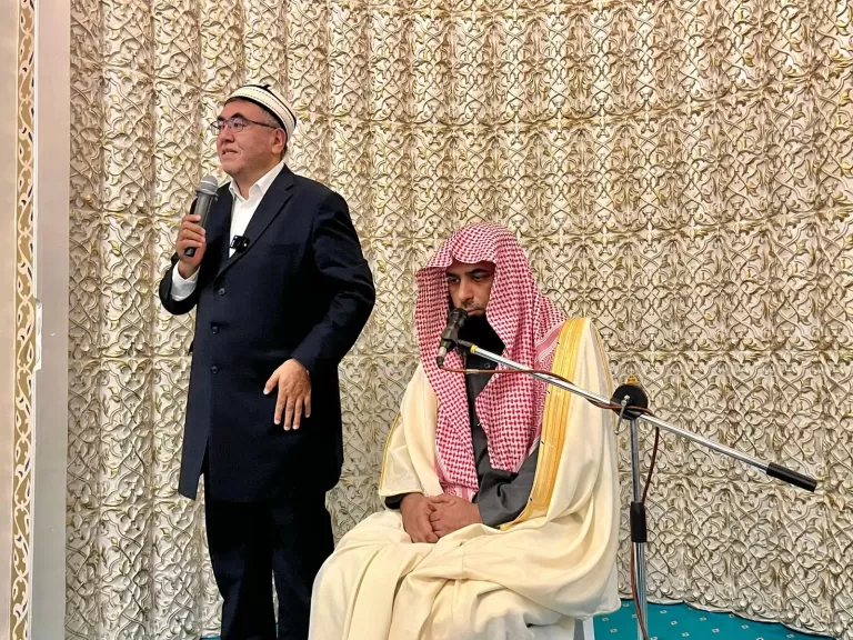 امام المسجد النبوي 