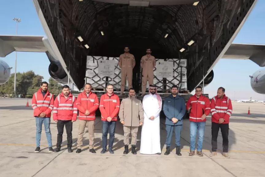 لدعم الشعب السوري.. وصول طائرة مساعدات قطرية الى مطار دمشق الدولي