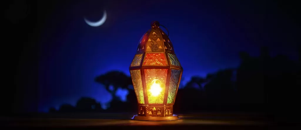 نزل فية القرآن .. لماذا فضل الله شهر رمضان على باقي الشهور.. فيديو