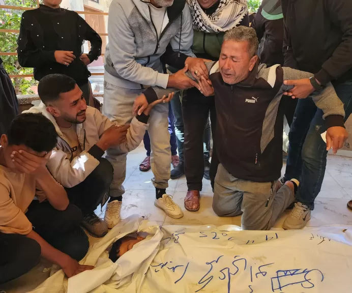 غزة والضفة في مرمى التصعيد.. تصعيد دموي بالقطاع وحصار ميداني بنابلس