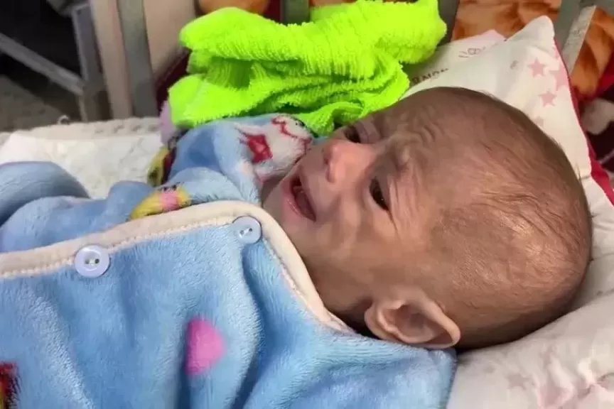 الفلسطينيون يعانون بسبب منع وصول المساعدات الإنسانية