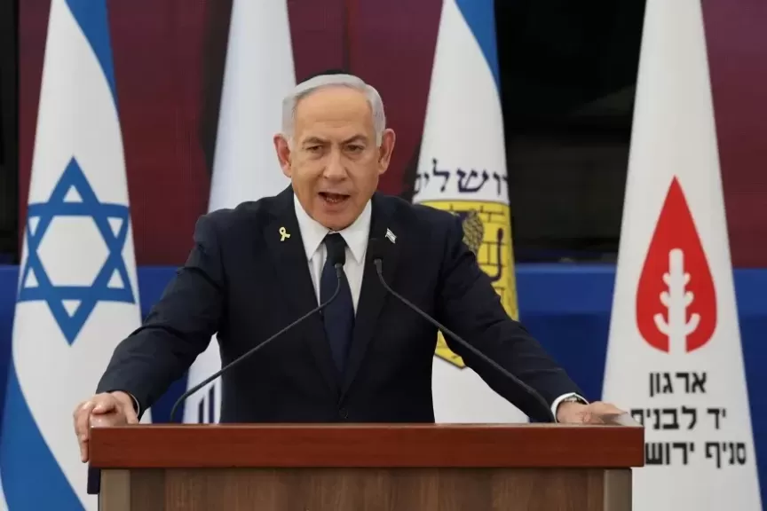 إسرائيل تخفف قبضتها عن مغادرة الفلسطينيين غزة.. وتساؤلات عن العلاقة بخطة ترامب