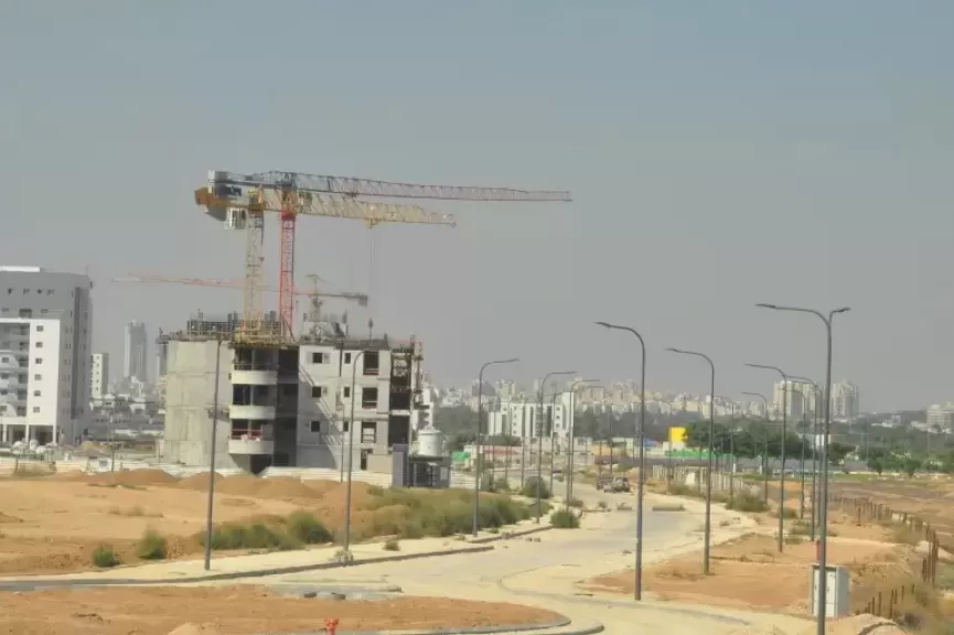قطاع البناء الإسرائيلي يطالب حكومة نتنياهو بـ36 مليار دولار تعويضاً عن خسائره بسبب الحرب على غزة