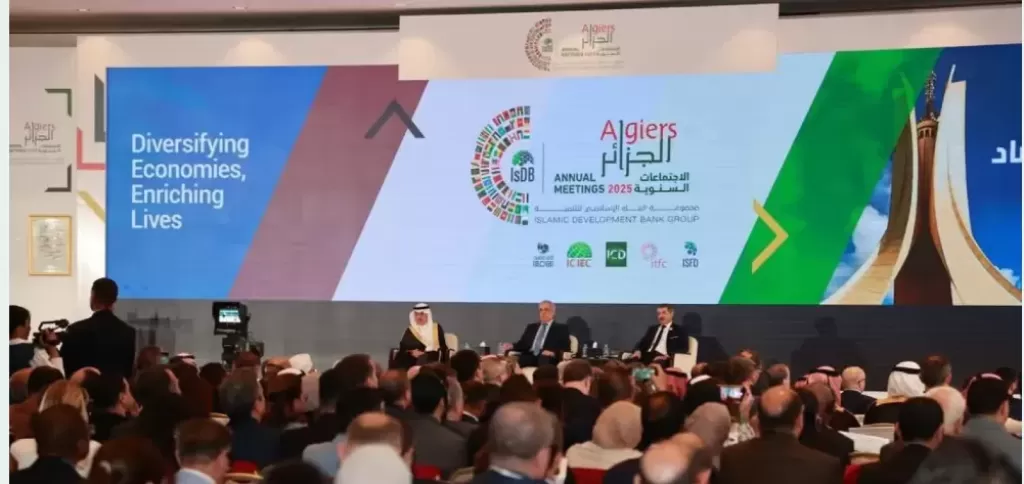 «البنك الإسلامي للتنمية» يوقع اتفاقيات تمويل بمليار دولار