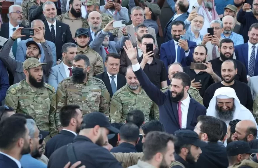 بافيديو.. الشرع يبكي بعد عرض ”وعده” لأهالي حلب قبل عامين