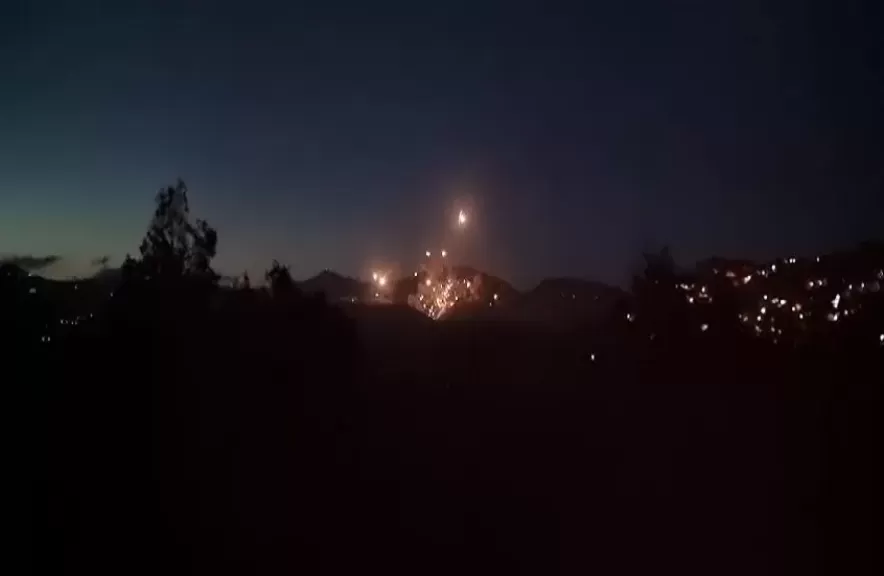سلاح الجو الإسرائيلي يهاجم مناطق تمركز لحزب الله في جنوب لبنان