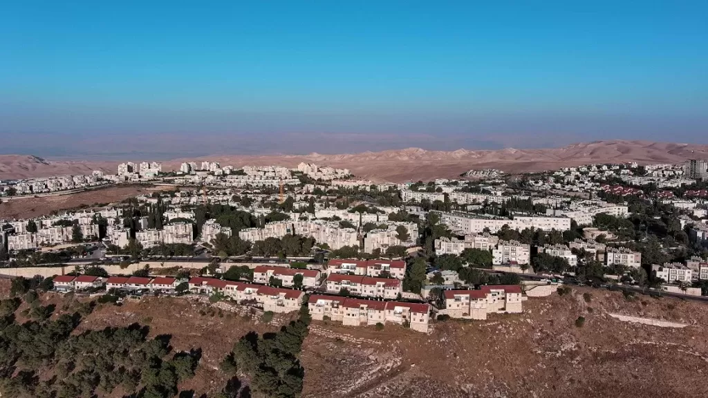 إسرائيل تبني 22 مستوطنة جديدة لإضفاء شرعية على احتلال الضفة الغربية