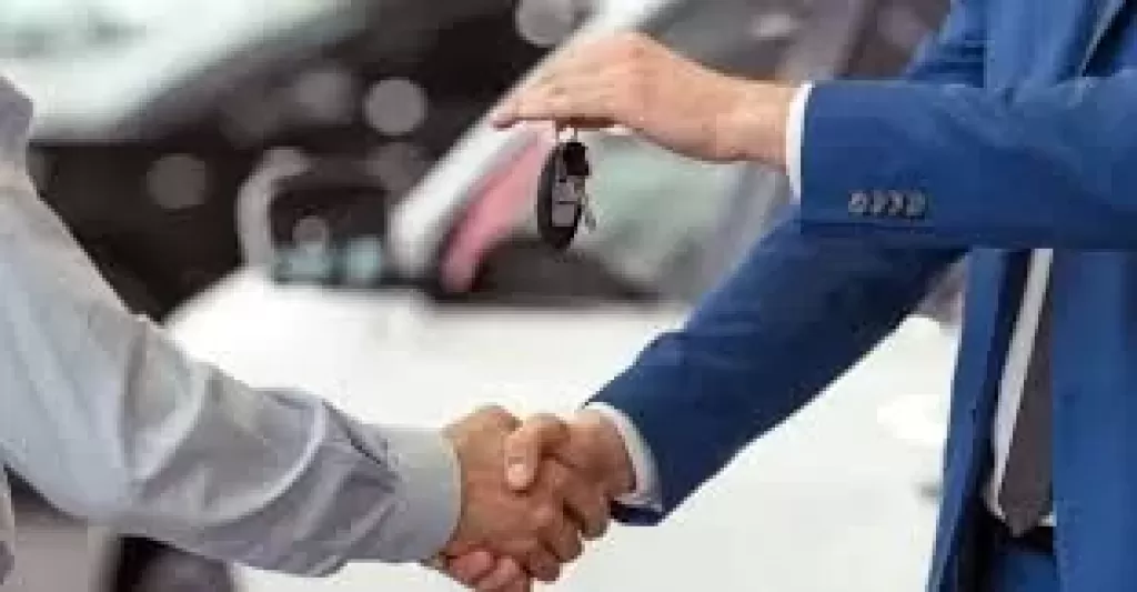 الإمارات: دعوى قضائية لإعادة سيارة فارهة بعد سنة من استخدامها