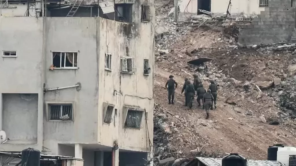 تقرير إسرائيلي يحذر: نتنياهو يخطط لضم الضفة مستغلاً انشغال العالم بحرب غزة